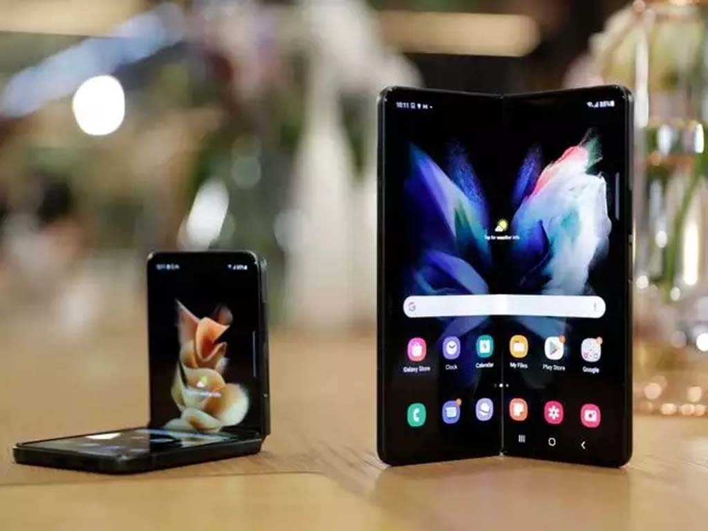 Samsung-Folding-Phones-1